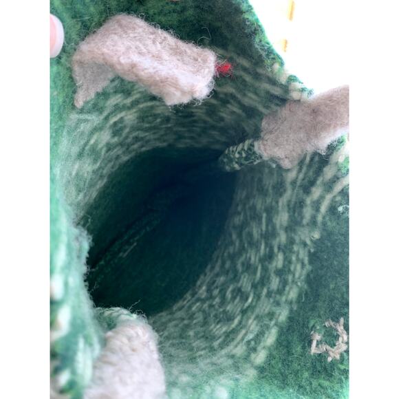 Solid Wool Green Hand Crafted Hobo Pouch Snap Closure - Picture 5 of 7